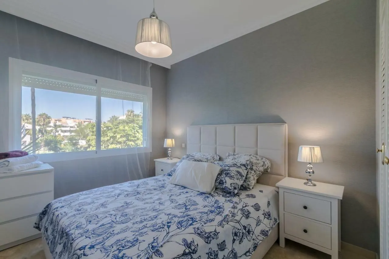 Costa Del Sol Beach Apartment Estepona Spain
